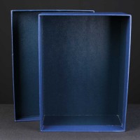 Award Box No Compartments 7.7x10.25x3.75 inches, Single, White Sleeve